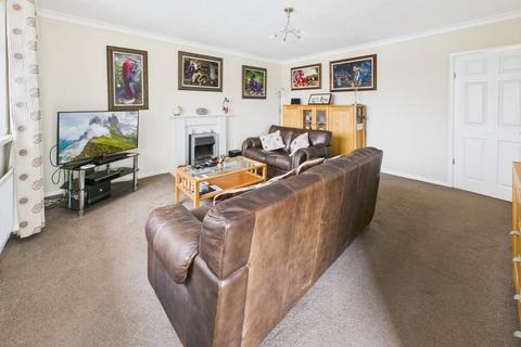 2 bedroom flat for sale, Alfreda Court, Kingsland Road, Whitchurch, Cardiff, CF14