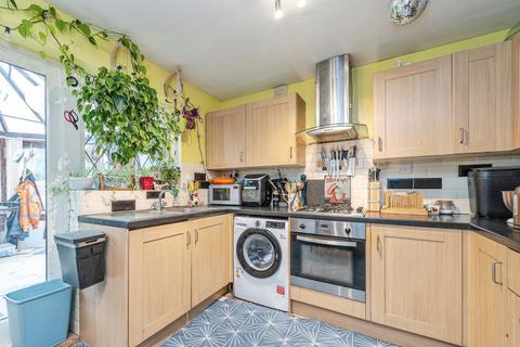 3 bedroom detached house for sale, Heath Road, Dewsbury