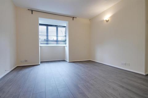 1 bedroom flat to rent, Kingfisher Way, London, NW10 8TQ