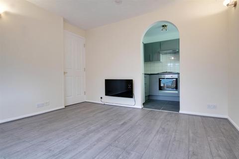 1 bedroom flat to rent, Kingfisher Way, London, NW10 8TQ