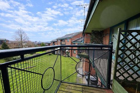 2 bedroom apartment for sale, Priory Wharf, Birkenhead, Merseyside, CH41