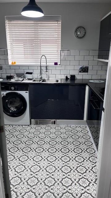 Kitchen 2.jpg
