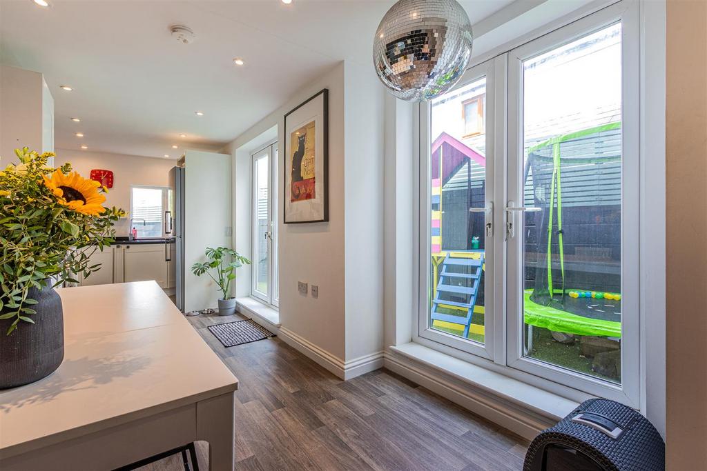 Montgomery Street 14 (23 of 28).jpg