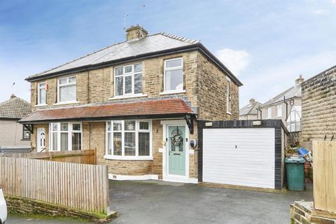 undefined, Low Ash Avenue, Shipley