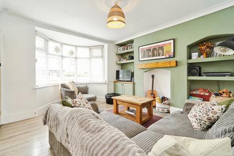 undefined, Low Ash Avenue, Shipley