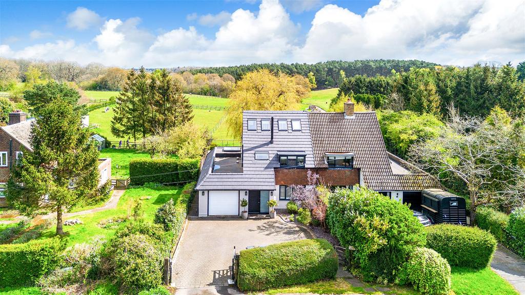 HEATH FARM COTTAGES, 3 DRONE (3).jpg