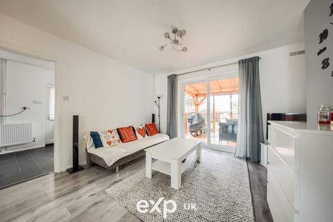 3 bedroom semi-detached house for sale, London Road, Northampton NN4