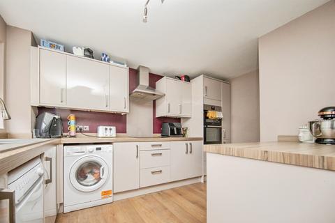 3 bedroom semi-detached house for sale, Sawston Close, Ipswich
