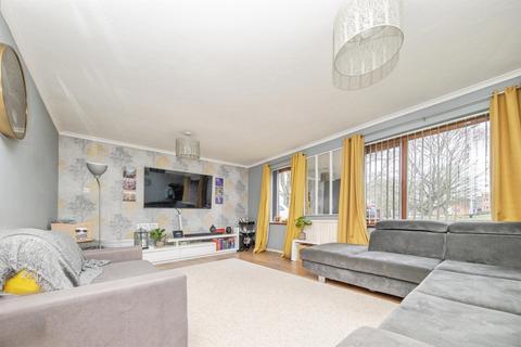 3 bedroom semi-detached house for sale, Sawston Close, Ipswich