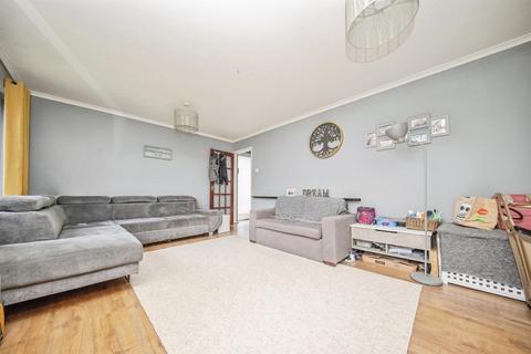 3 bedroom semi-detached house for sale, Sawston Close, Ipswich