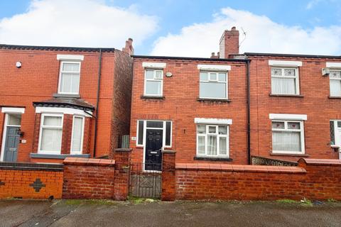3 bedroom terraced house for sale, Throstlenest Avenue, Wigan, WN6