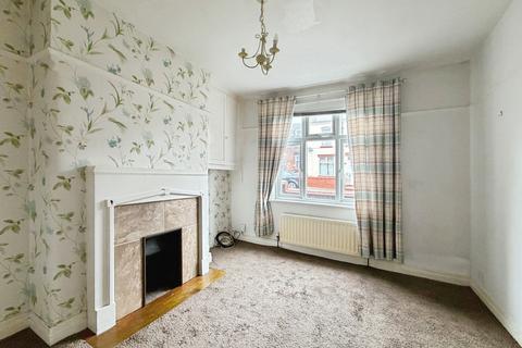 3 bedroom terraced house for sale, Throstlenest Avenue, Wigan, WN6