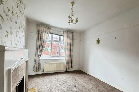 3 bedroom terraced house for sale, Throstlenest Avenue, Wigan, WN6