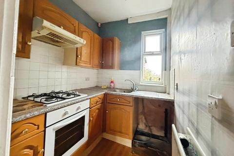 3 bedroom terraced house for sale, Throstlenest Avenue, Wigan, WN6