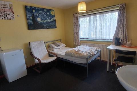 undefined, Dengayne, Basildon SS14