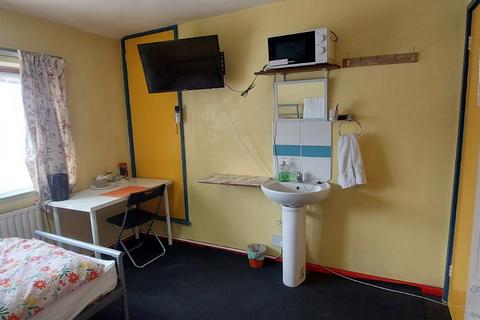 undefined, Dengayne, Basildon SS14