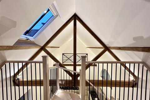 1 bedroom duplex to rent, The Stable Barn, SG13