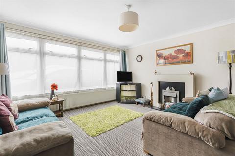 undefined, Churchill Crescent, Sonning Common, Reading