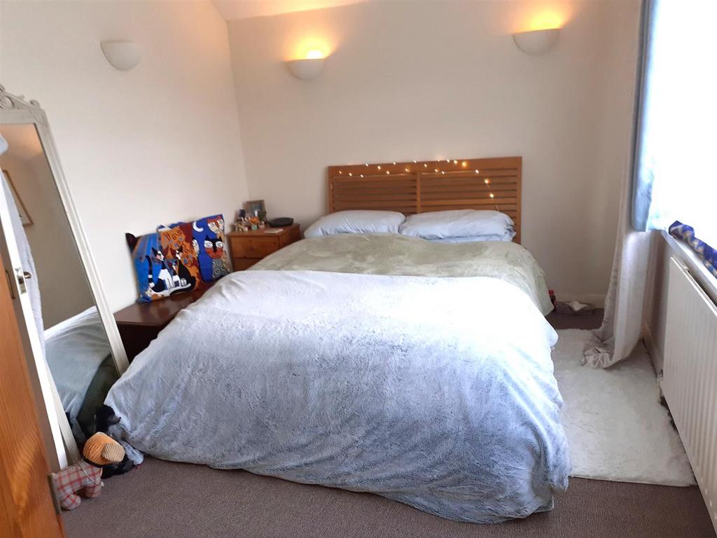 Bedroom1..jpg