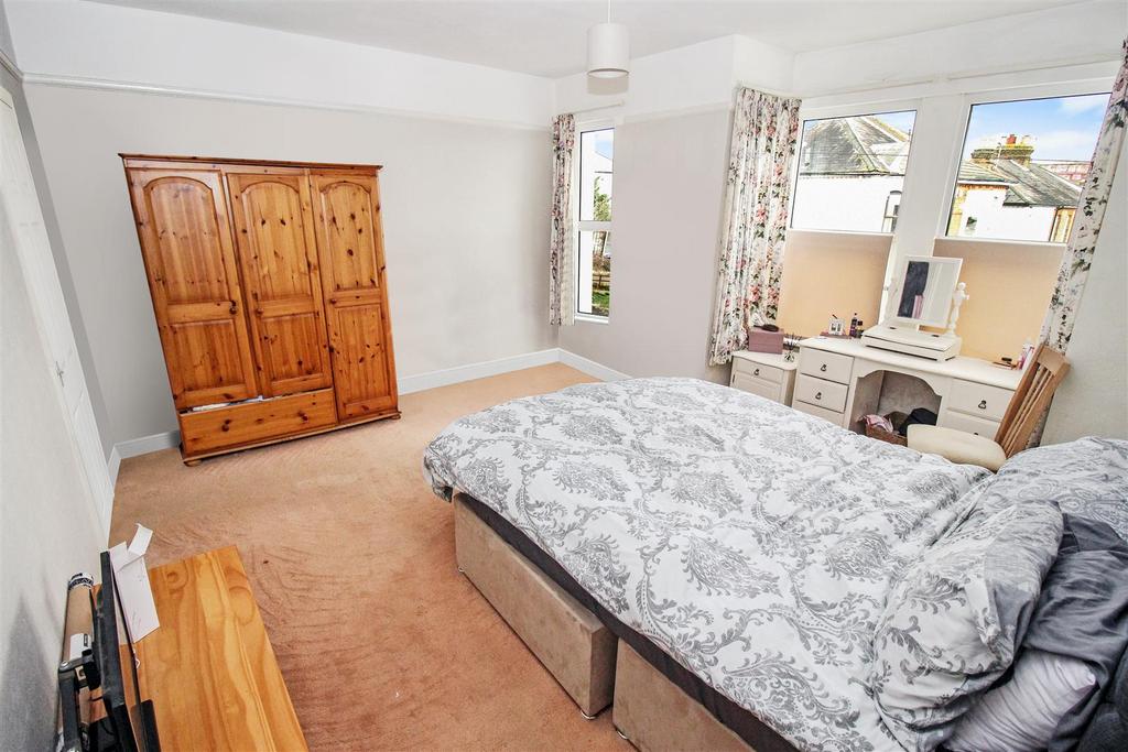 Master Bedroom 2.jpg