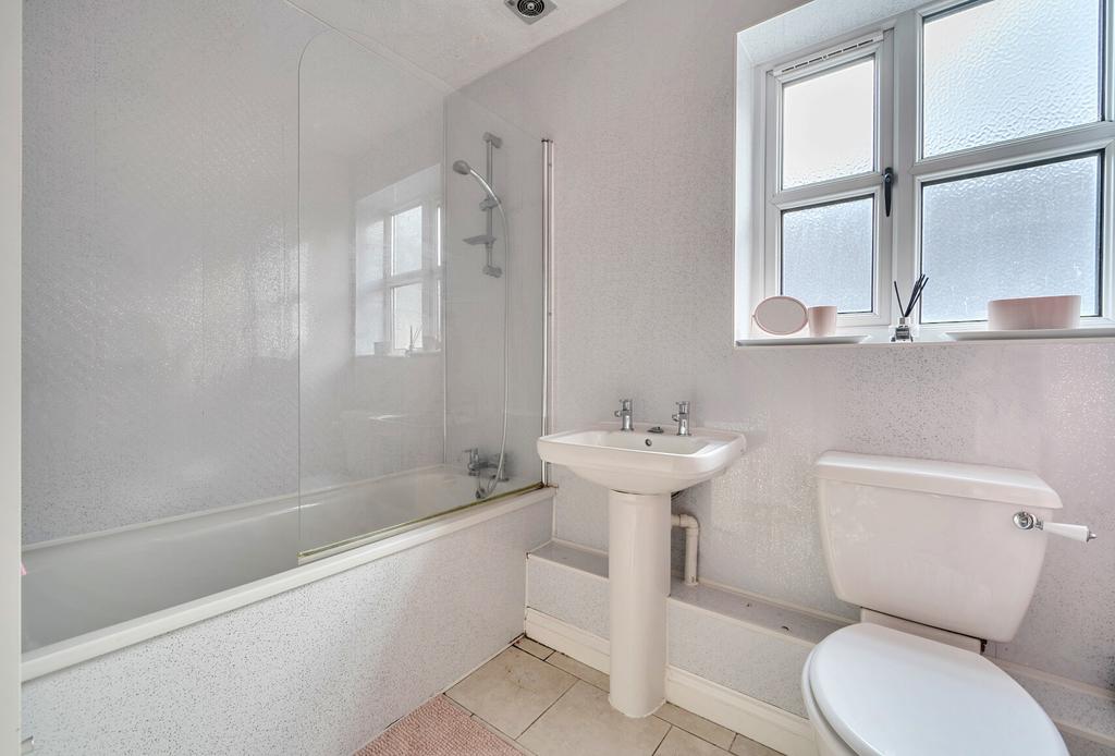 Main Family Bathroom