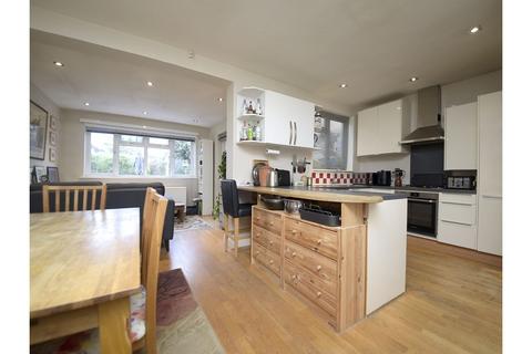 undefined, Carshalton Grove, Sutton, SM1