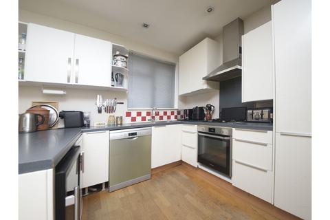 undefined, Carshalton Grove, Sutton, SM1