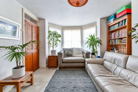 1 bedroom flat for sale, Ferme Park Road, Crouch End, London, N8