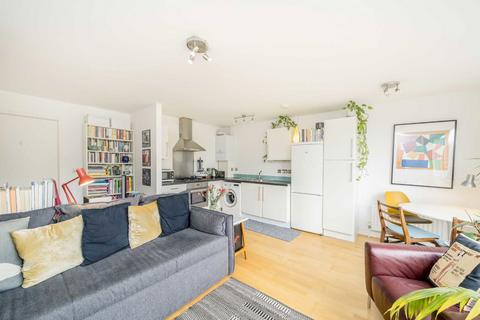 undefined, Kings Arms Court, London E1