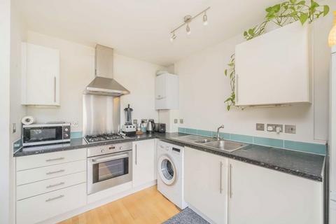 undefined, Kings Arms Court, London E1