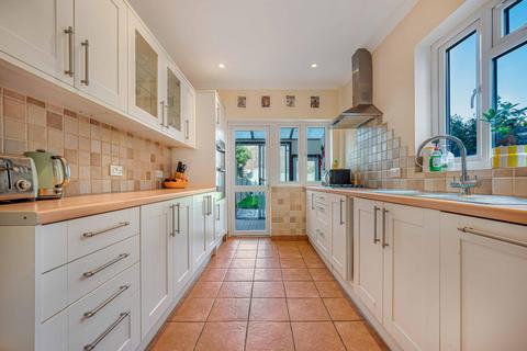 3 bedroom semi-detached house for sale, Southlands Road, Bromley