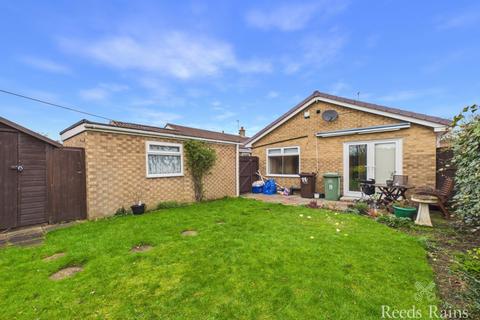 2 bedroom bungalow for sale, Mapleton Drive, Durham TS20