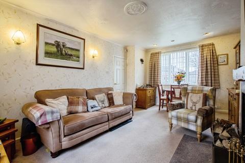 undefined, Broadway, West Yorkshire WF2
