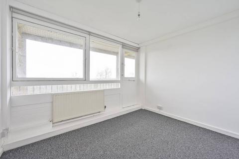 2 bedroom flat for sale, Highcliffe Drive, Roehampton, London, SW15