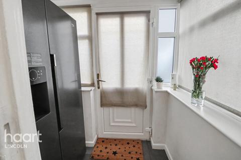 3 bedroom terraced house for sale, Green Man Road, Lincoln