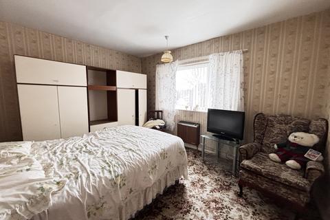 3 bedroom terraced house for sale, Mancunian Road, denton