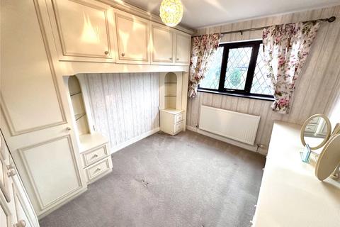 3 bedroom bungalow to rent, Becconsall Drive, Crewe, Cheshire, CW1
