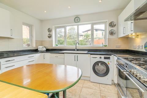 4 bedroom detached house for sale, Streatham Place, Bradwell Common, Milton Keynes, Buckinghamshire, MK13