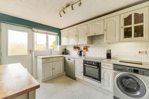 4 bedroom detached house for sale, Admiral Biggs Drive, Rotherham S60