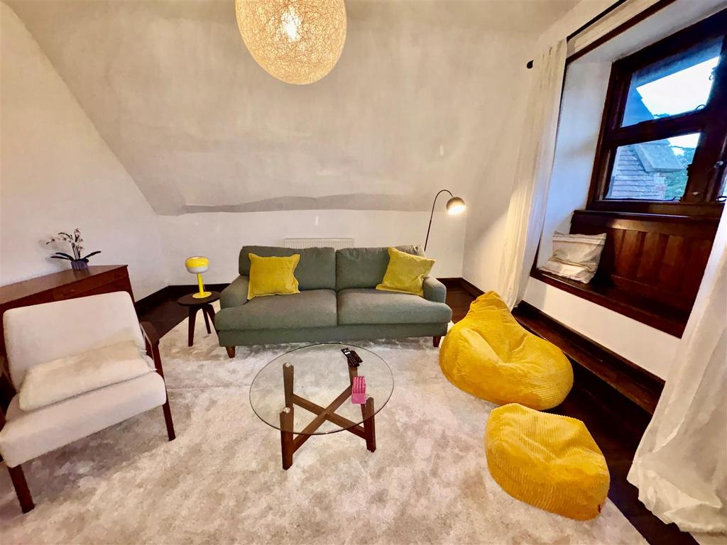 Sitting room Bishops Court.jpg