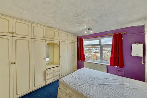 undefined, Clevedon Gardens, Hounslow TW5