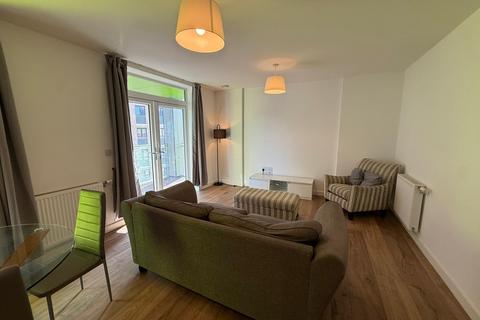 2 bedroom flat to rent, Park Royal, London NW10
