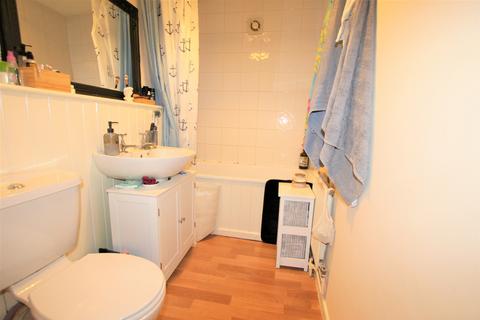 1 bedroom apartment to rent, Kettering, Northants, NN16