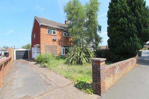 3 bedroom semi-detached house for sale, Kingston Road, Camberley