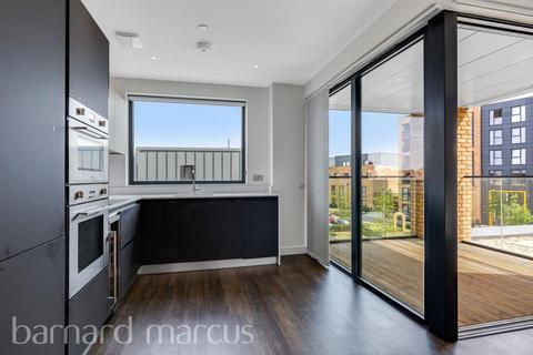 3 bedroom apartment to rent, Watteau Square, CROYDON
