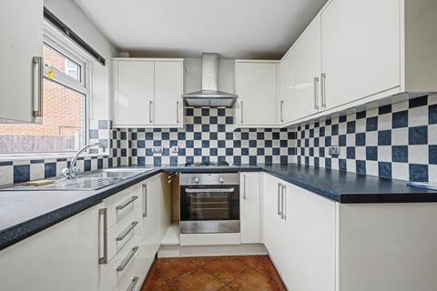 undefined, Fosbrooke Drive, Long Eaton NG10 1HJ