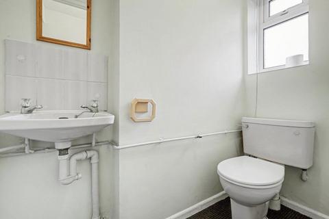 undefined, Fosbrooke Drive, Long Eaton NG10 1HJ