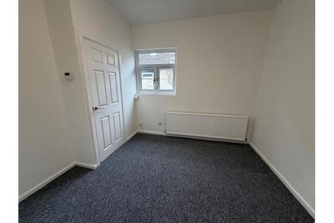 Flat to rent, The Leas, Westcliff-on-sea, Essex