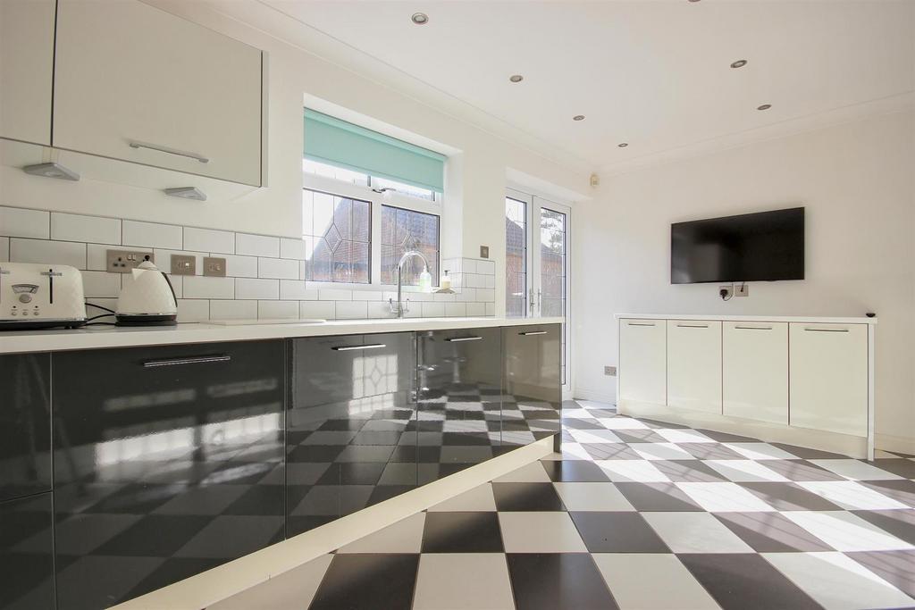 Breakfast kitchen