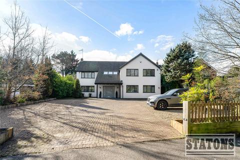 5 bedroom detached house for sale, Upland Drive, Brookmans Park, Hatfield, Hertfordshire, AL9